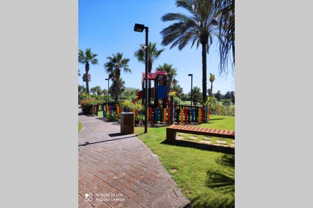 Elegante Apartamento en Playa Granada&Golf Motril Exterior foto